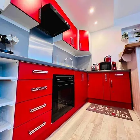 Le Red Light : 4 Prs, Clim, 300m Des Plages Αντίμπ