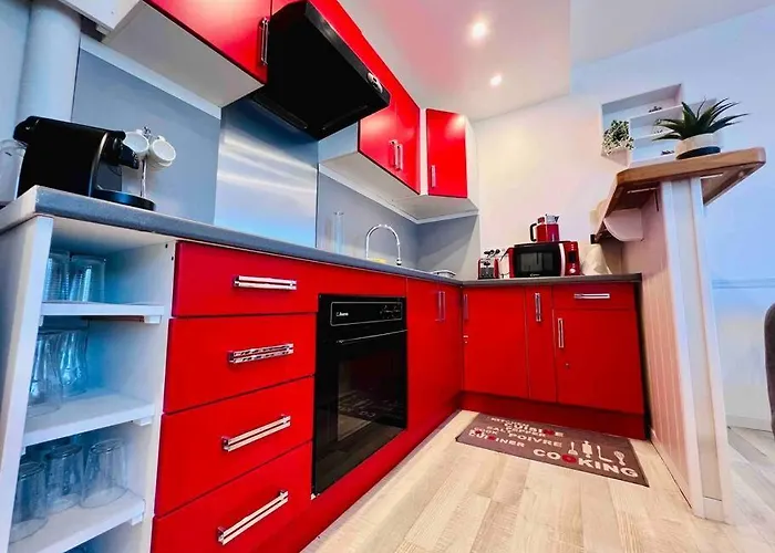 Le Red Light : 4 Prs, Clim, 300m Des Plages Αντίμπ