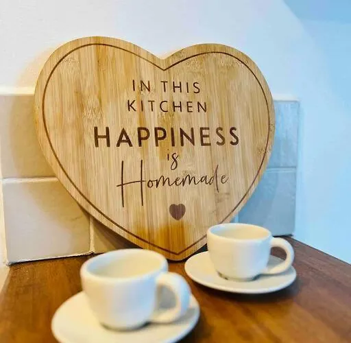 Le Red Light : 4 Prs, Clim, 300m Des Plages Antibes